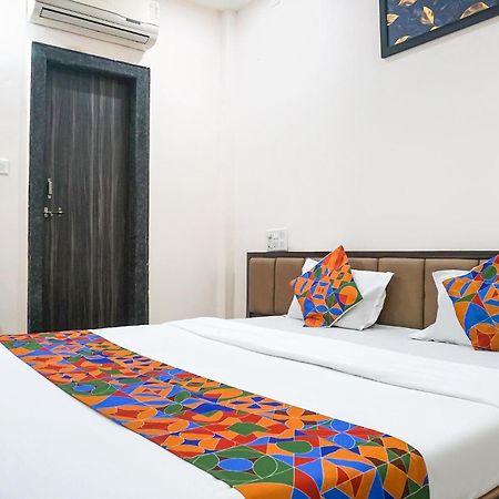 Fabhotel Rachana Residency - Nr Shivaji Nagar Metro Station 푸네 외부 사진